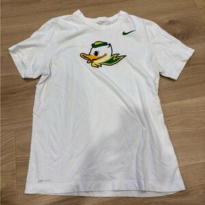 Nike men’s dri fit Oregon t shirt size medium- never worn only washed